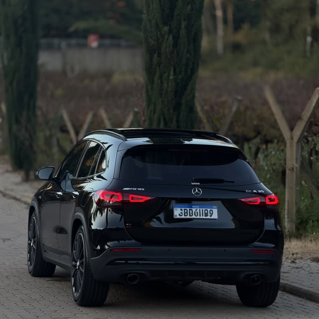 MERCEDES-BENZ GLA35 AMG 4MATIC - Imagem 13