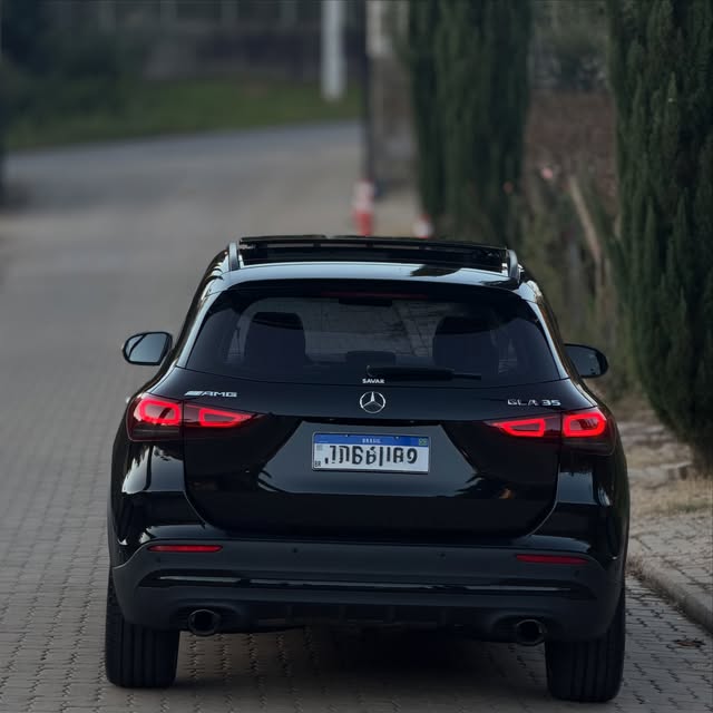 MERCEDES-BENZ GLA35 AMG 4MATIC - Imagem 14