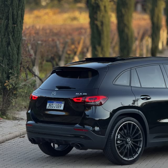 MERCEDES-BENZ GLA35 AMG 4MATIC - Imagem 15