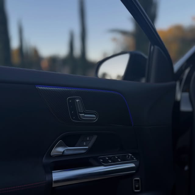 MERCEDES-BENZ GLA35 AMG 4MATIC - Imagem 8