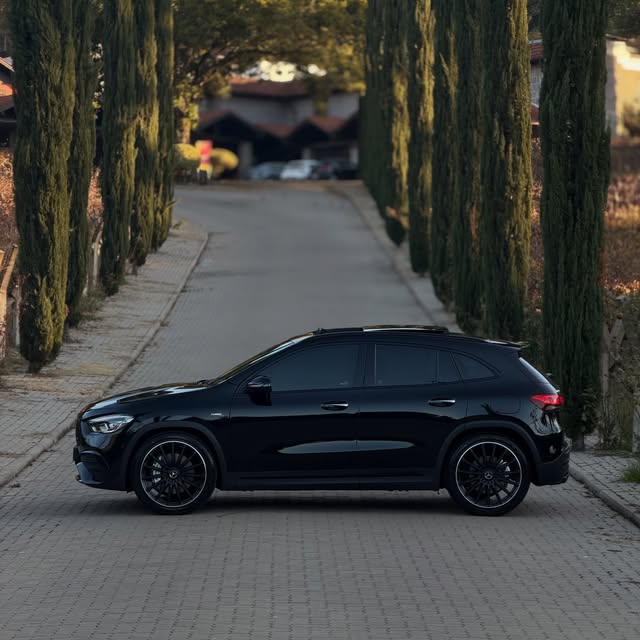 MERCEDES-BENZ GLA35 AMG 4MATIC - Imagem 10