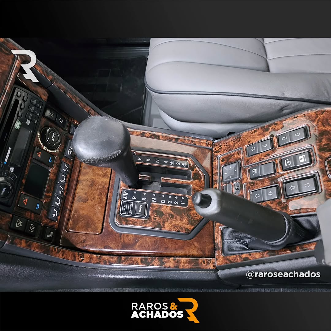 LAND ROVER RANGE ROVER HSE - Imagem 17