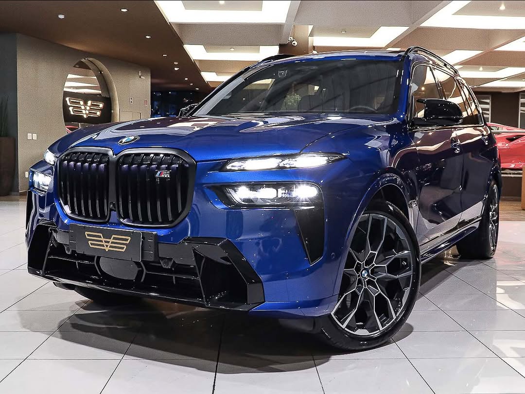 BMW X7 M60I - Imagem 1