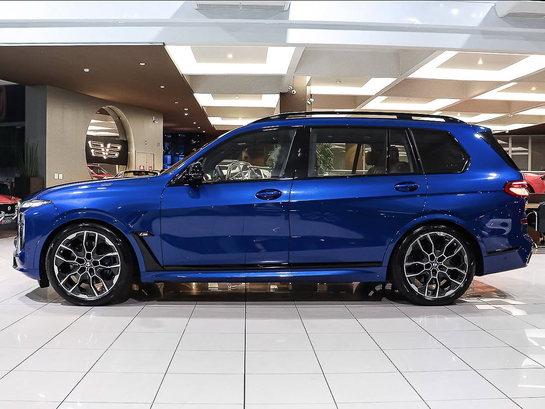BMW X7 M60I - Imagem 2