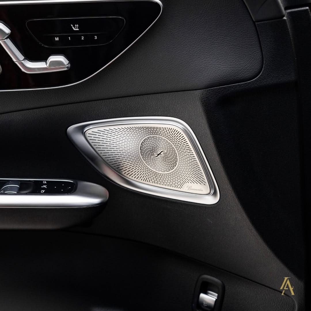 MERCEDES-BENZ C300 AMG LINE - Imagem 12