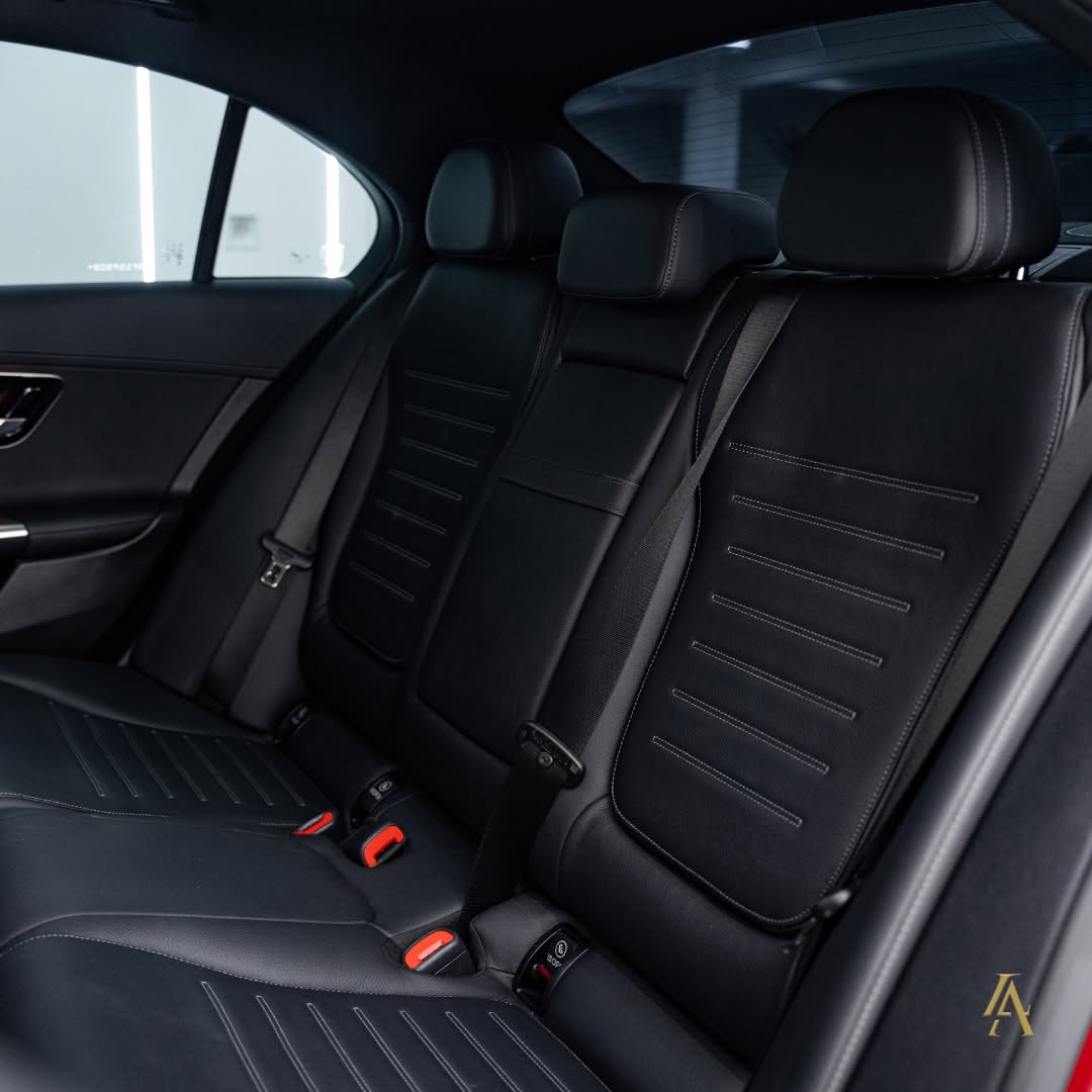 MERCEDES-BENZ C300 AMG LINE - Imagem 8