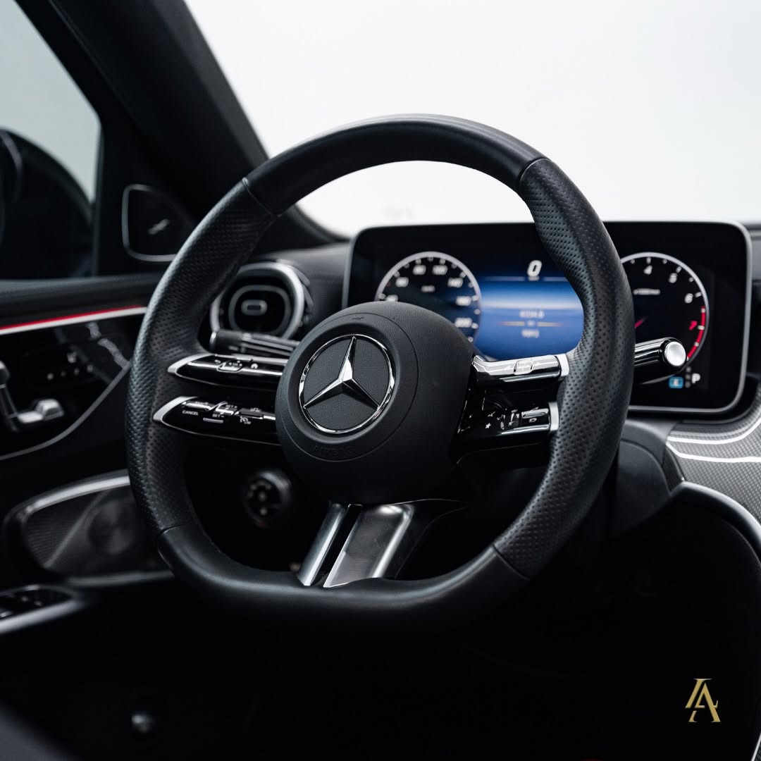 MERCEDES-BENZ C300 AMG LINE - Imagem 10