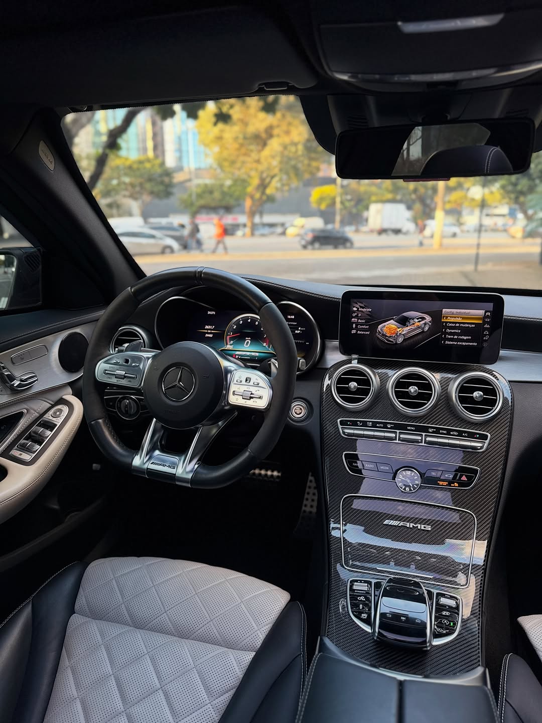MERCEDES-BENZ C63 RAIZ - Imagem 8