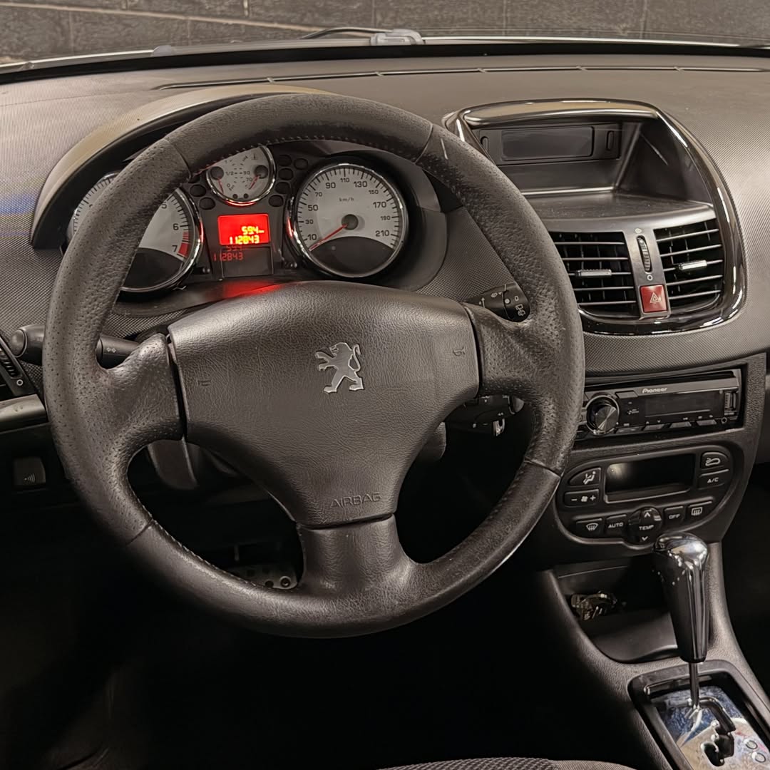 PEUGEOT 207 XS - Imagem 6