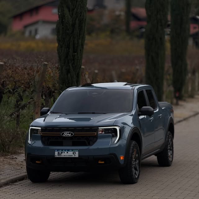FORD MAVERICK FX4 LARIAT - Imagem 15