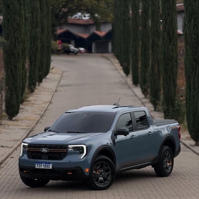 FORD MAVERICK FX4 LARIAT - Imagem 3
