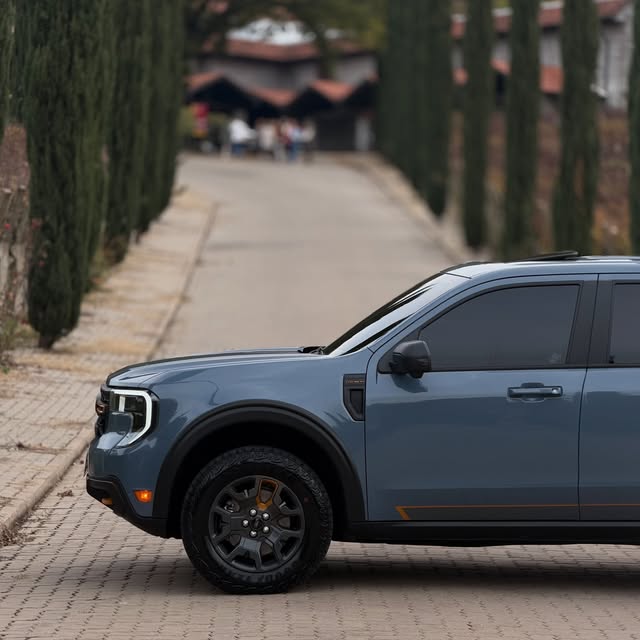 FORD MAVERICK FX4 LARIAT - Imagem 4