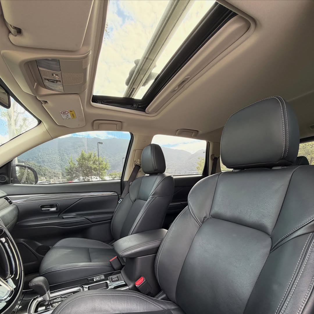 MITSUBISHI OUTLANDER - Imagem 8