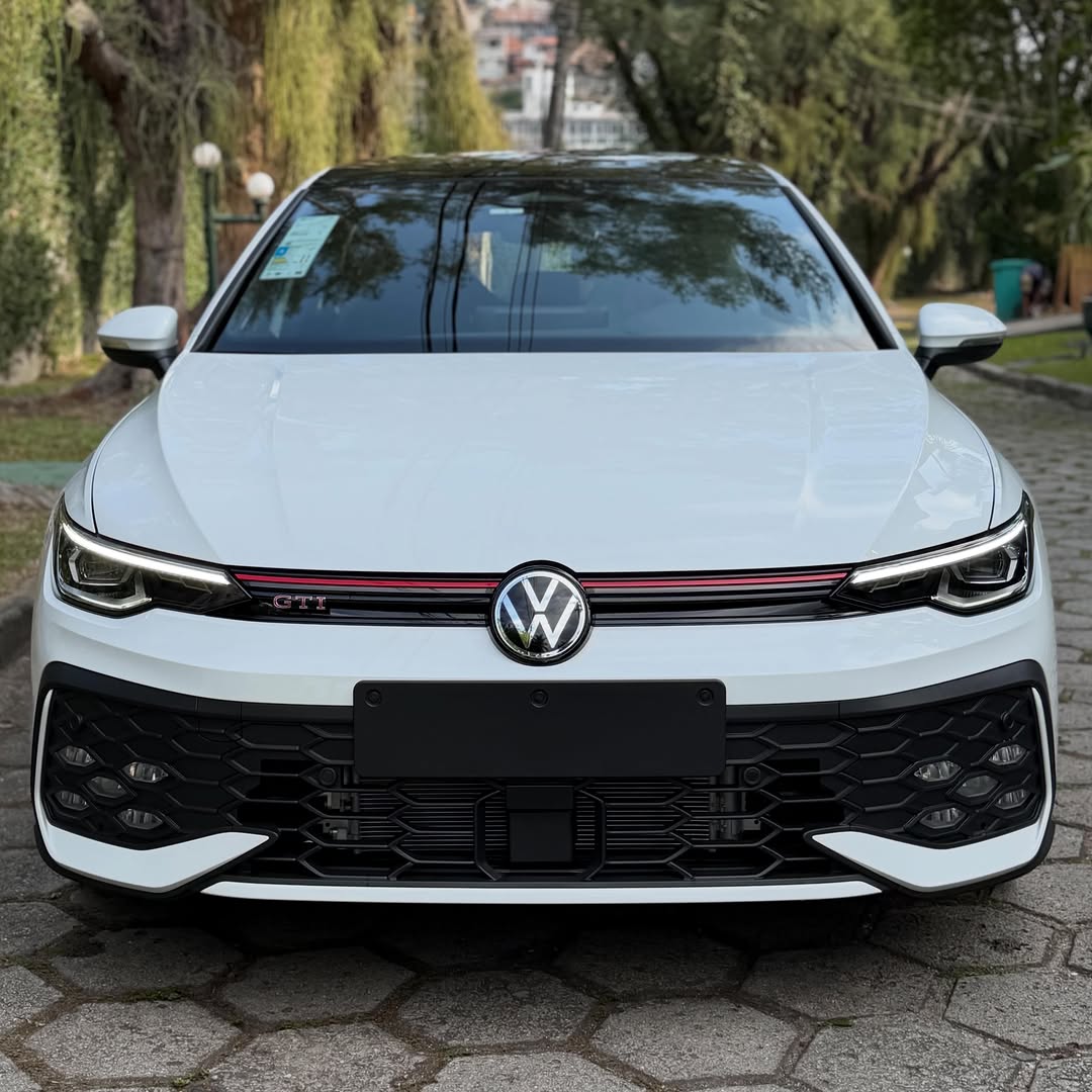 VOLKSWAGEN GOLF GTI - Imagem 2
