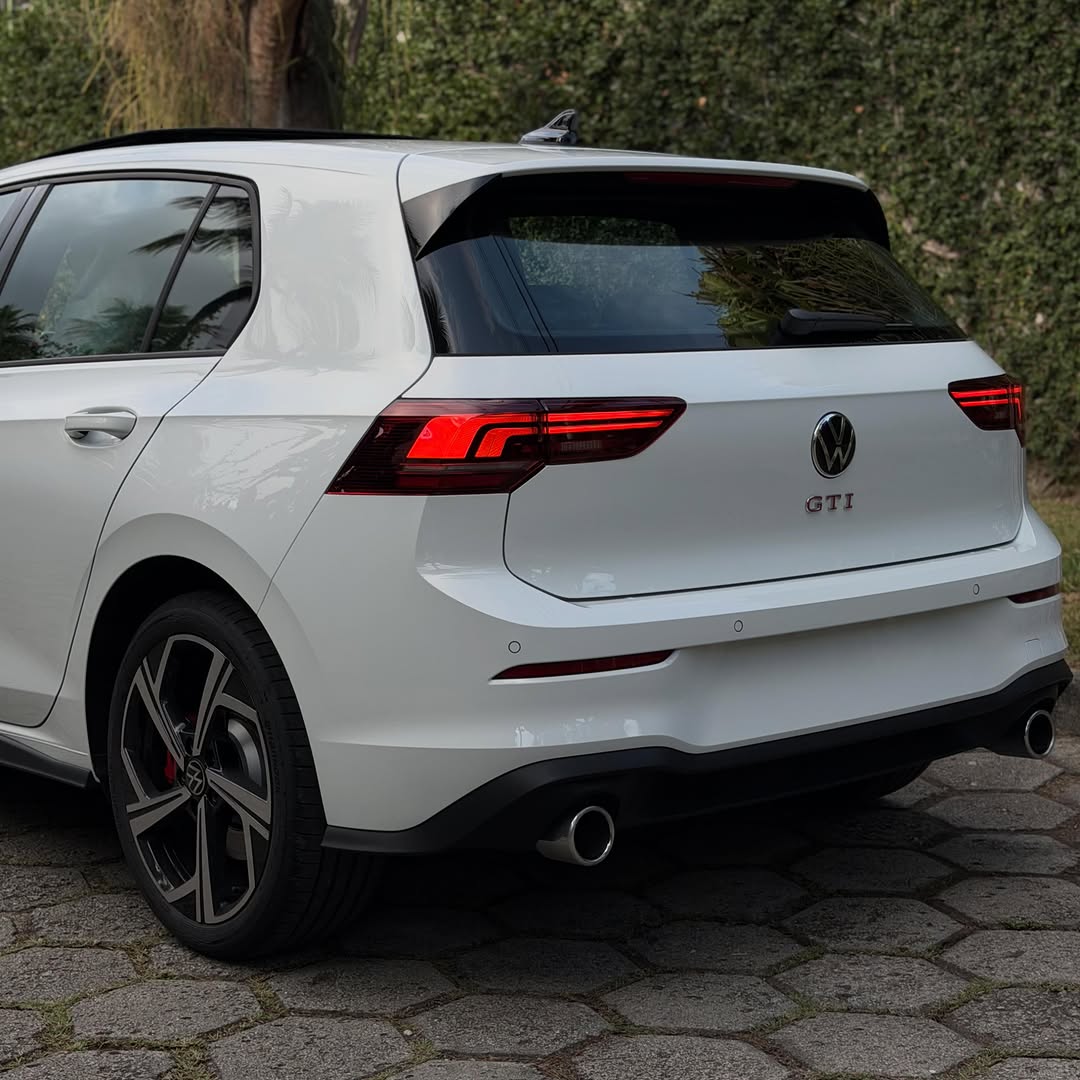 VOLKSWAGEN GOLF GTI - Imagem 3