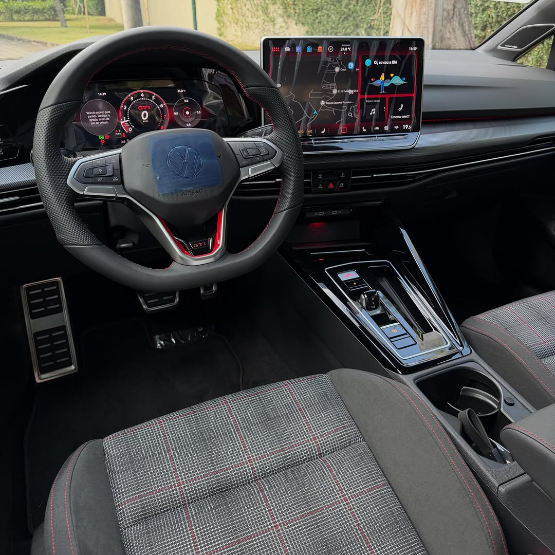 VOLKSWAGEN GOLF GTI - Imagem 7