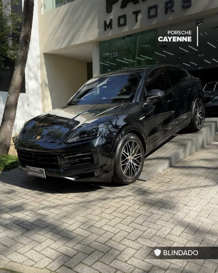 PORSCHE CAYENNE COUPÉ E-HYBRID