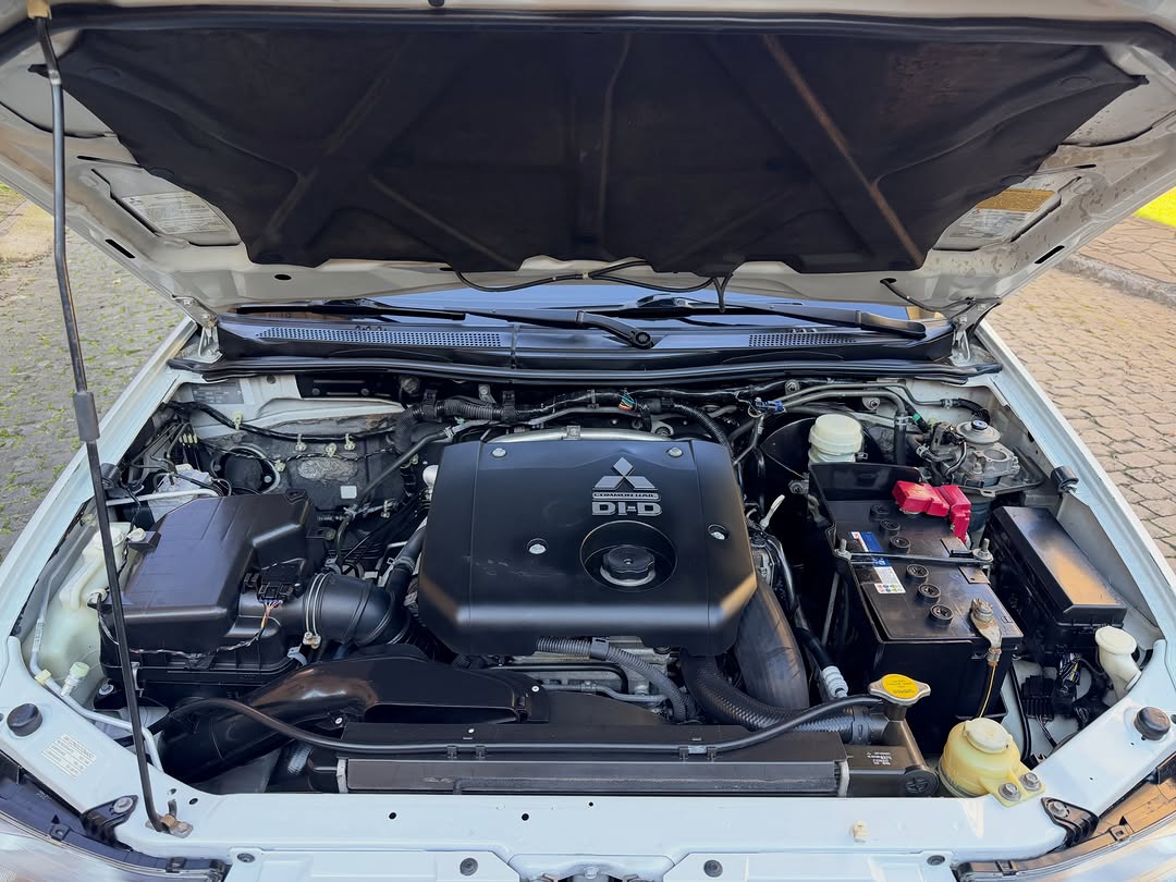 MITSUBISHI L200 HPE - Imagem 20