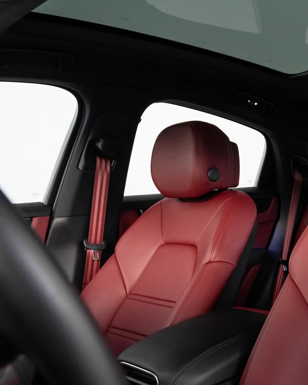 PORSCHE CAYENNE COUPE E-HYBRID PLATINUM EDITION - Imagem 5