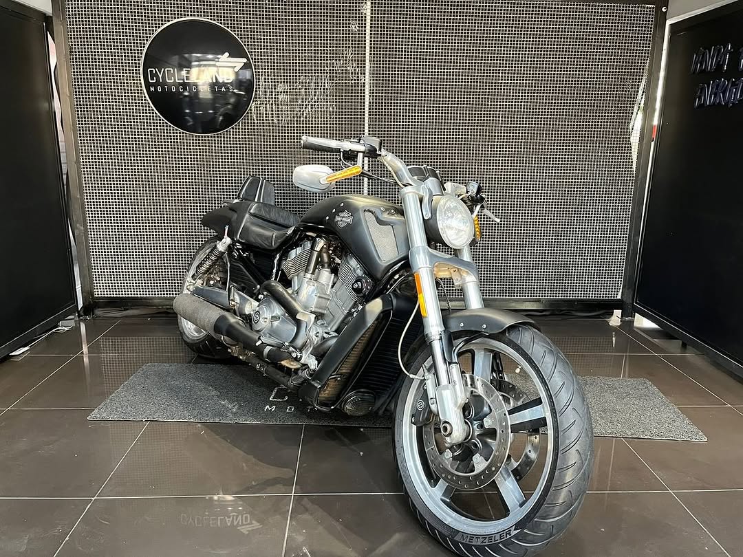 HARLEY-DAVIDSON V-ROD MUSCLE - Imagem 5