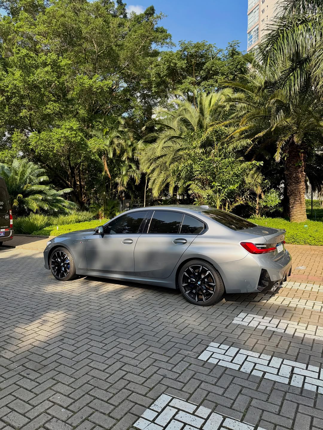 BMW 320 MSPORT TURBO FLEX - Imagem 8