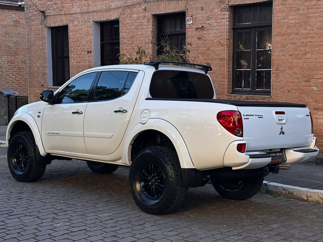 MITSUBISHI L200 TRITON HPE - Imagem 11