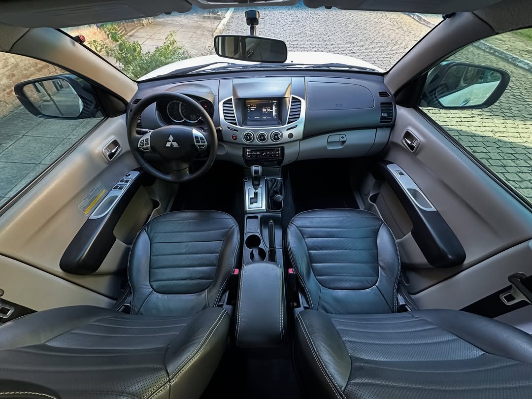 MITSUBISHI L200 TRITON HPE - Imagem 16