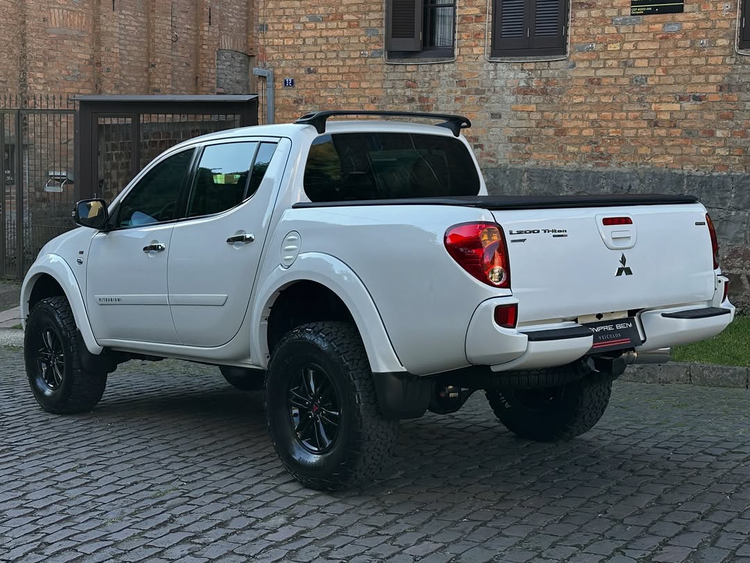 MITSUBISHI L200 TRITON HPE - Imagem 4