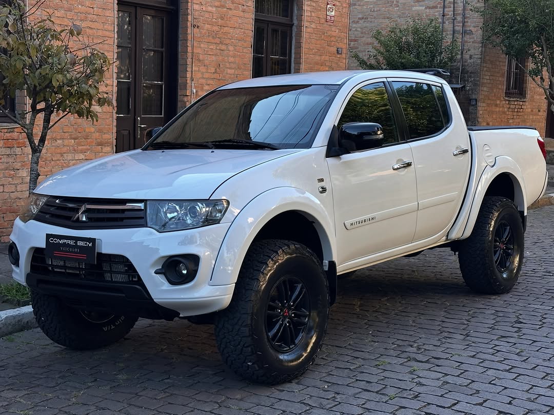 MITSUBISHI L200 TRITON HPE - Imagem 9
