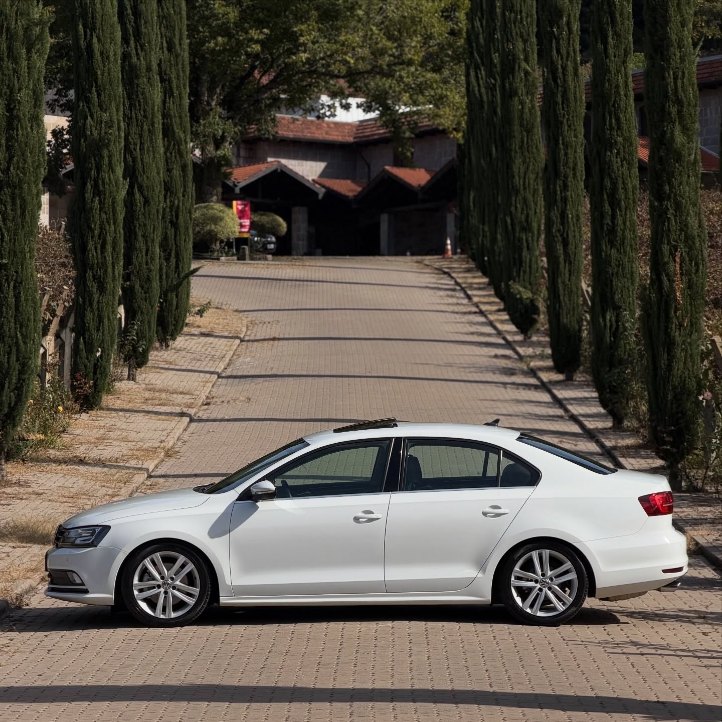 VOLKSWAGEN JETTA TSI PREMIUM - Imagem 10