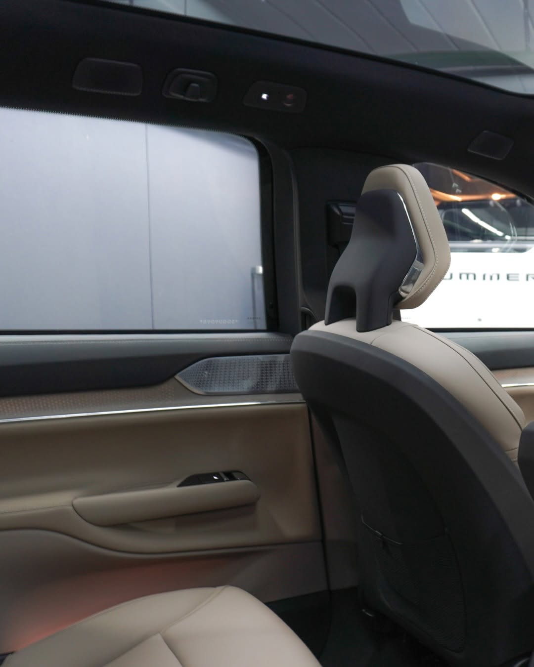 VOLVO EX90 P8 RECHARGE TWIN ELECTRIC PERFORMANCE ULTRA AWD - Imagem 4