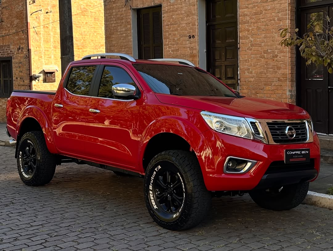 NISSAN FRONTIER LE - Imagem 17
