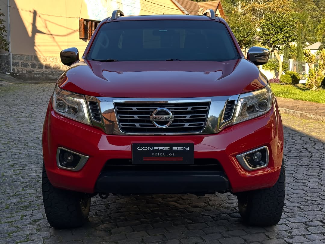 NISSAN FRONTIER LE - Imagem 5