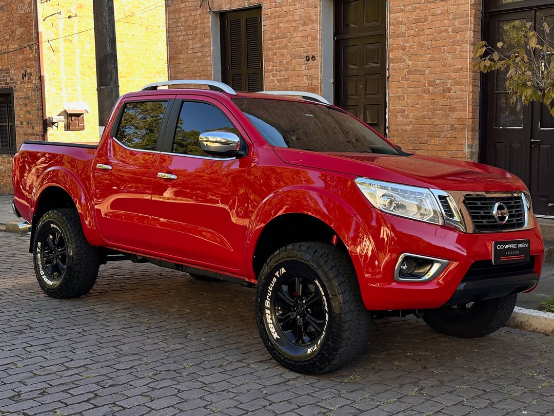 NISSAN FRONTIER LE - Imagem 10