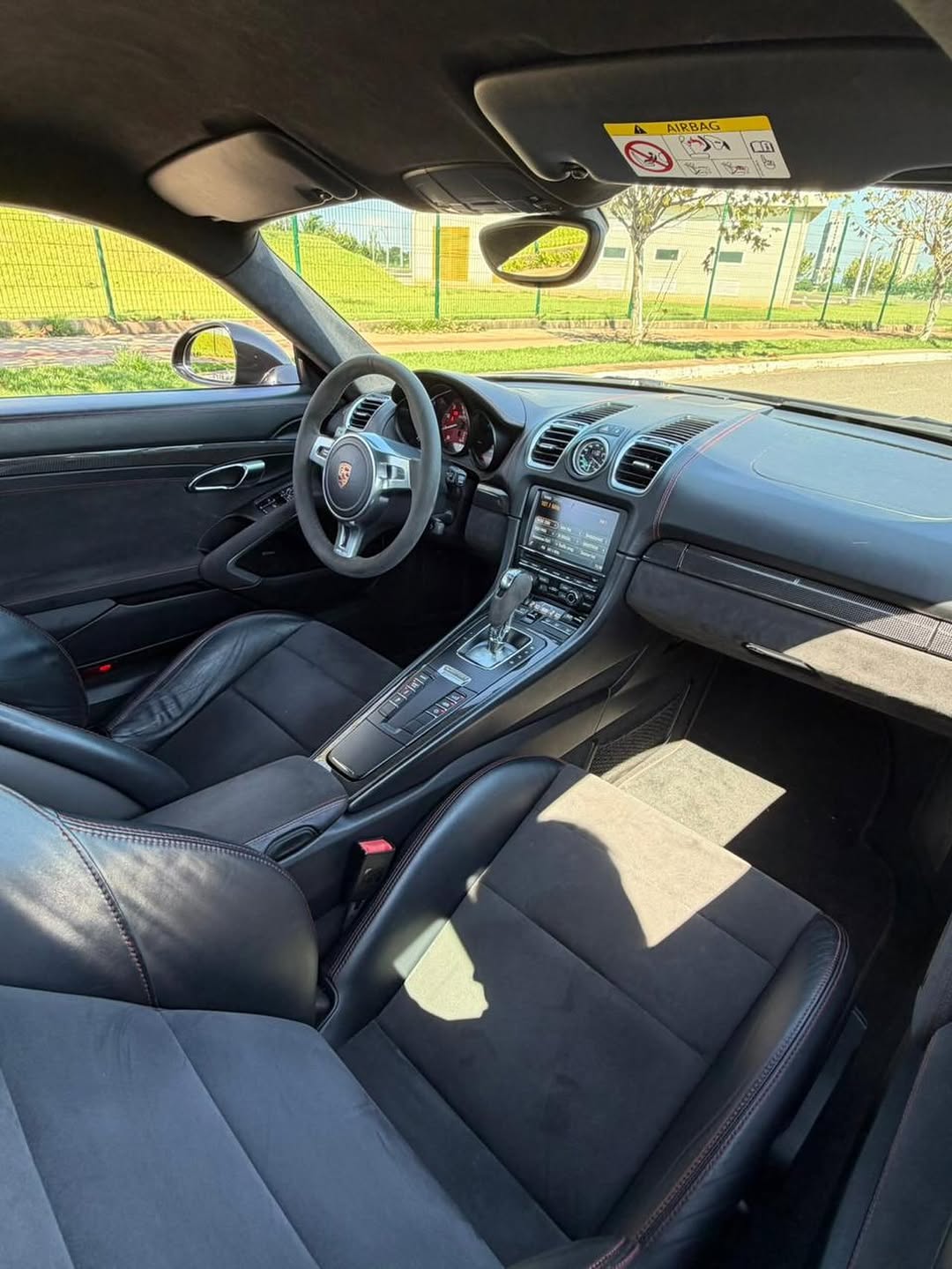 PORSCHE CAYMAN GTS - Imagem 7