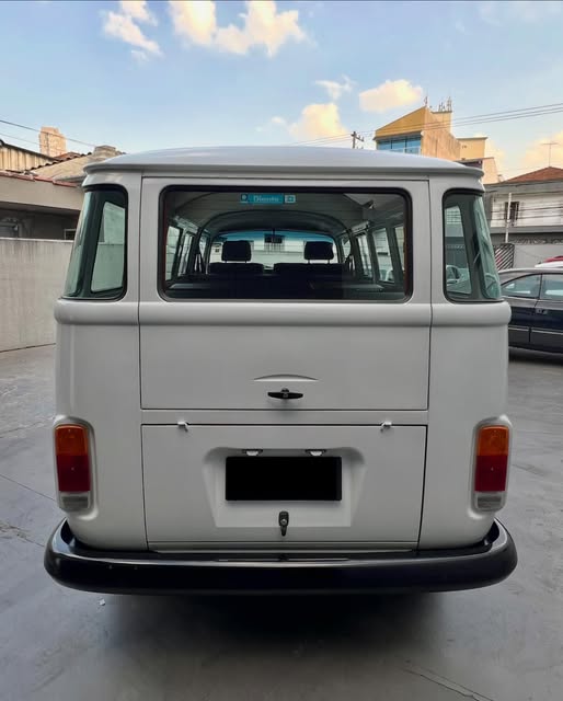 VOLKSWAGEN KOMBI PACOTE LUXO - Imagem 4