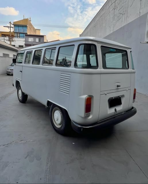 VOLKSWAGEN KOMBI PACOTE LUXO - Imagem 5