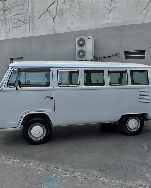 VOLKSWAGEN KOMBI PACOTE LUXO - Imagem 6
