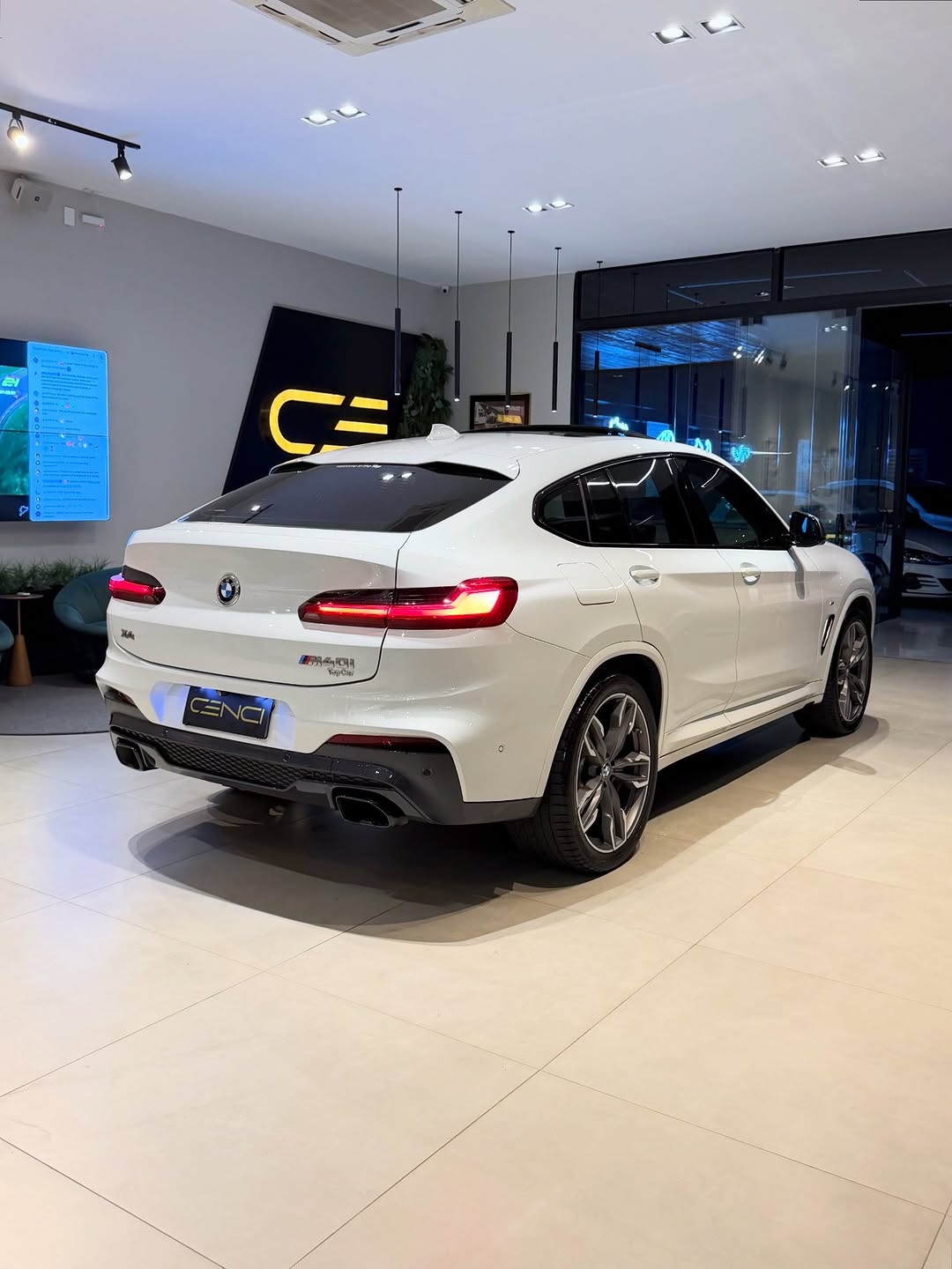 BMW X4 M40 - Imagem 6
