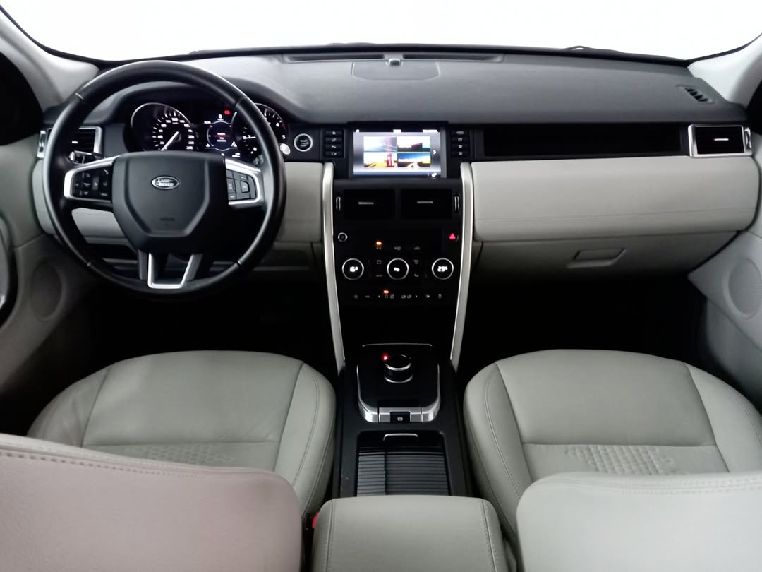 LAND ROVER DISCOVERY SPORT SE - Imagem 8
