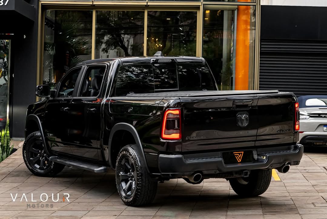 RAM 1500 REBEL - Imagem 8