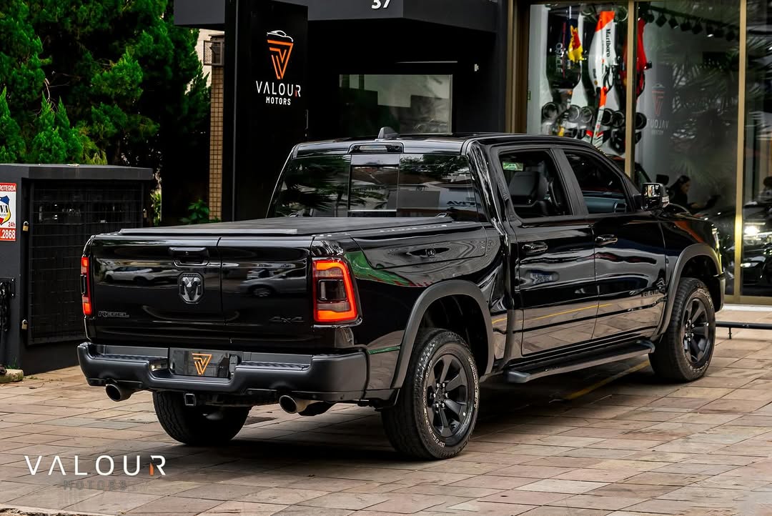 RAM 1500 REBEL - Imagem 9
