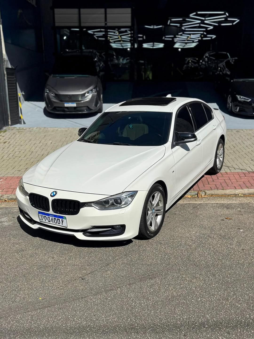 BMW 320I MODERN SPORT GP - Imagem 1