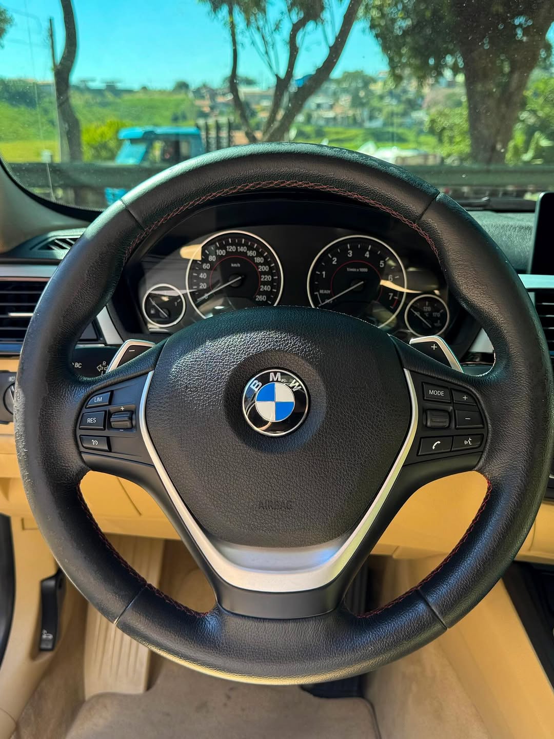 BMW 320I MODERN SPORT GP - Imagem 10