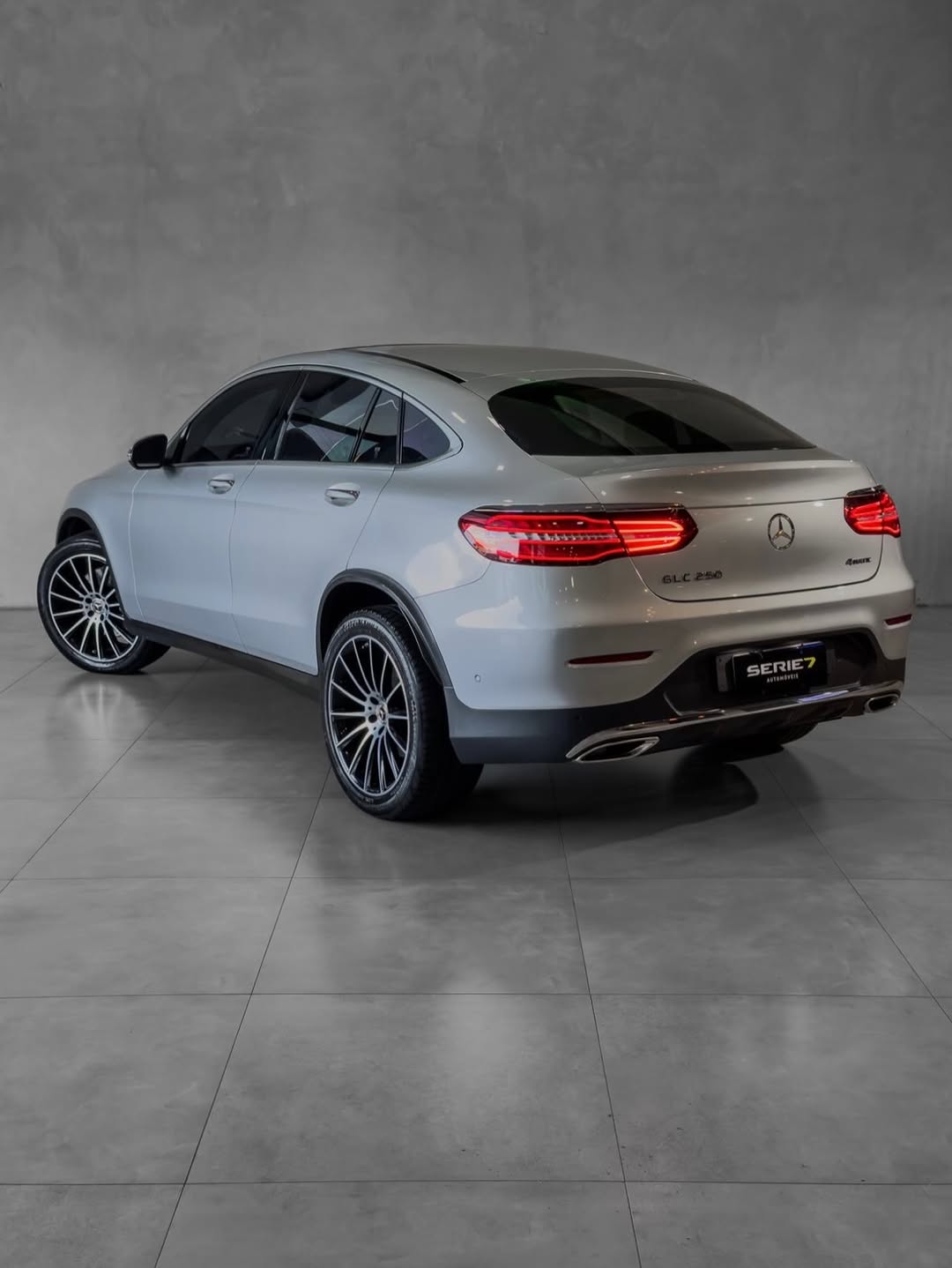 MERCEDES-BENZ GLC 250 4MATIC COUPÉ - Imagem 10