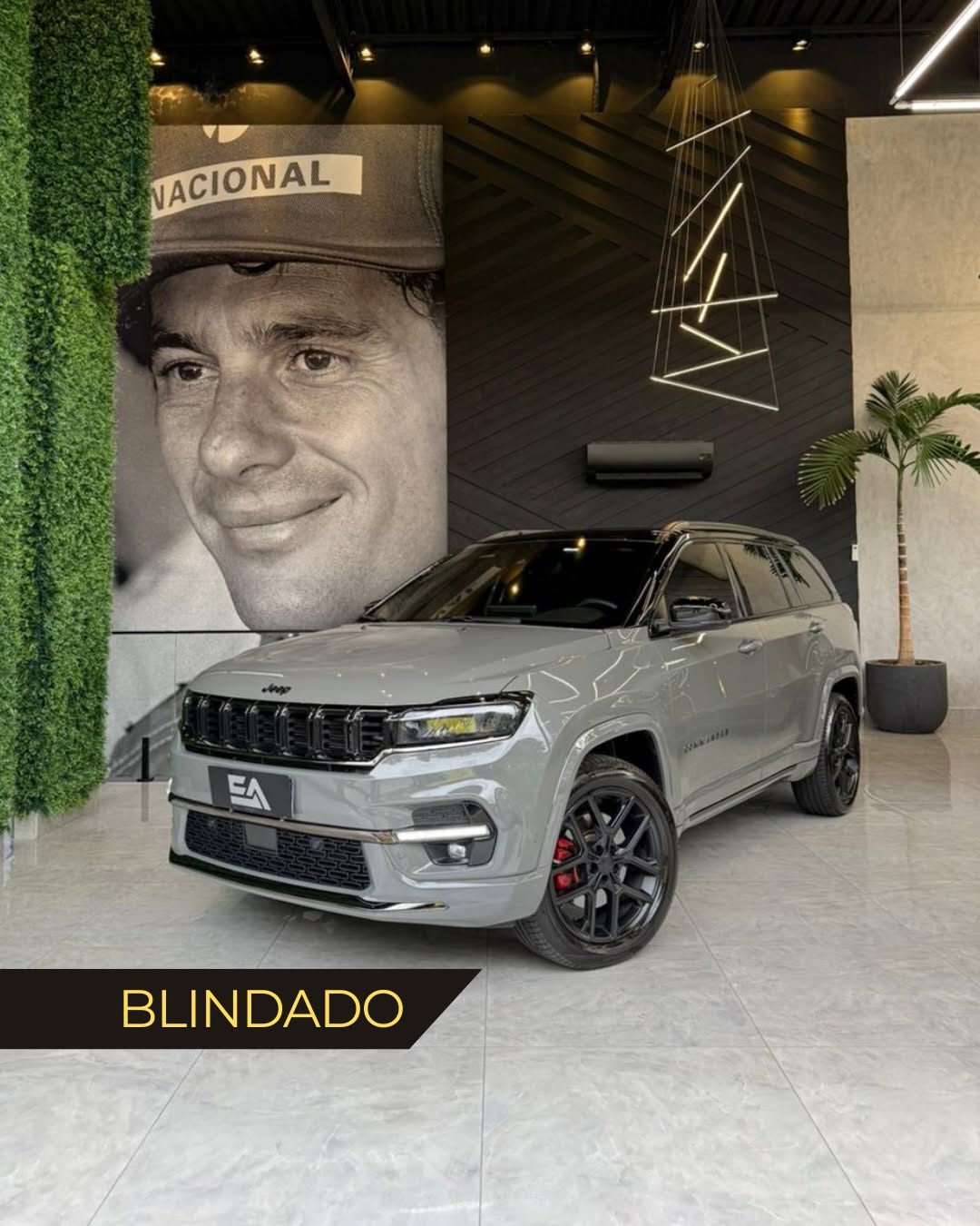 JEEP COMMANDER BLACKHAWK AT9 - Imagem 1