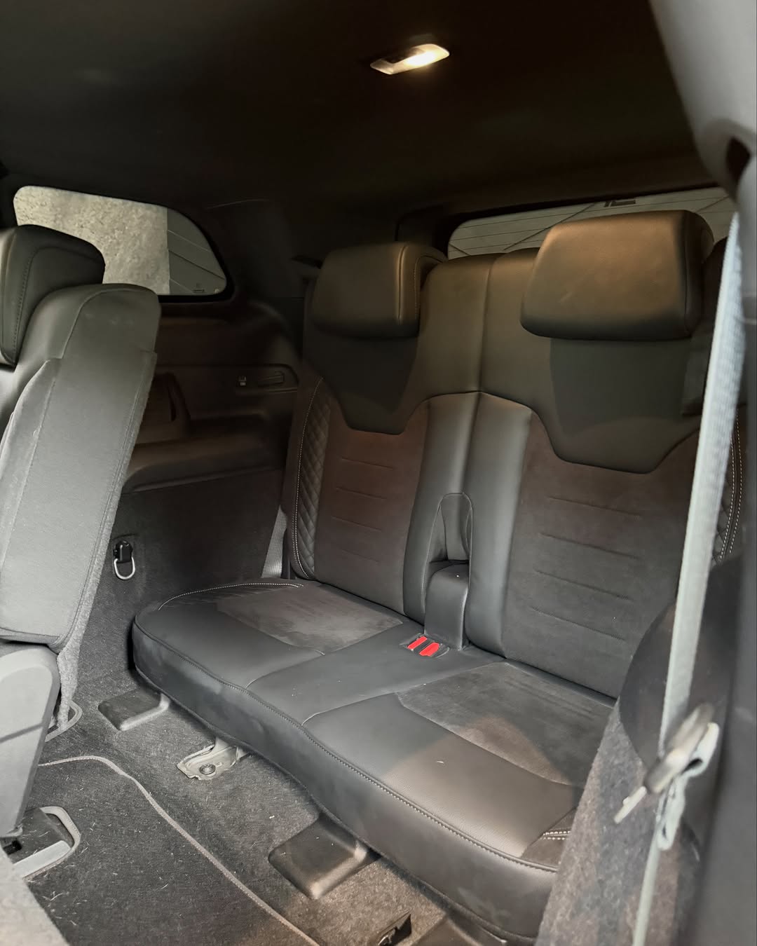 JEEP COMMANDER BLACKHAWK AT9 - Imagem 16