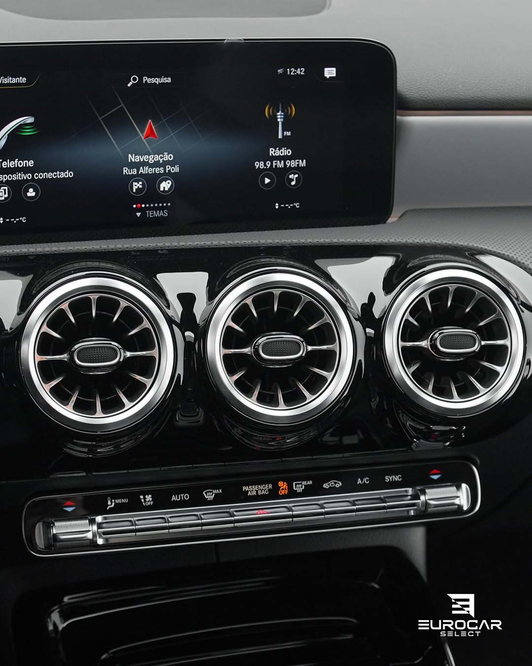 MERCEDES-BENZ A 45 S - Imagem 12