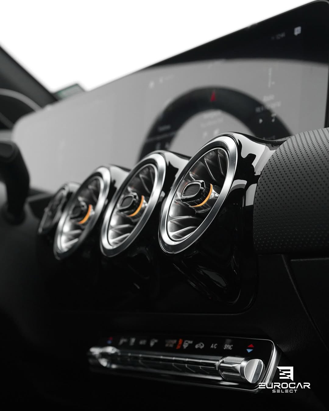 MERCEDES-BENZ A 45 S - Imagem 15
