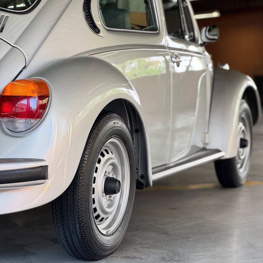 VOLKSWAGEN FUSCA SÉRIE PRATA - Imagem 3